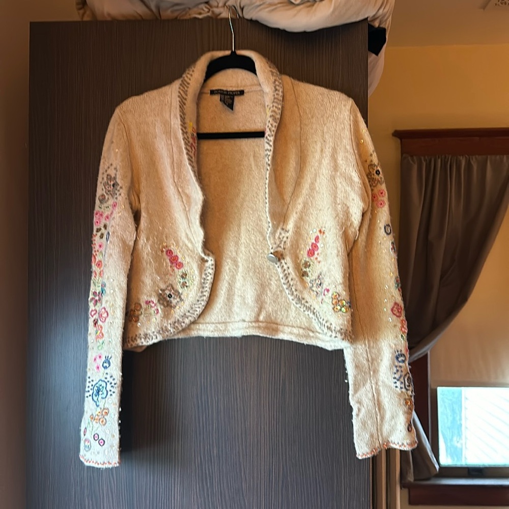 Vintage Lambswool shrug with embroidery, sequins and beads. M